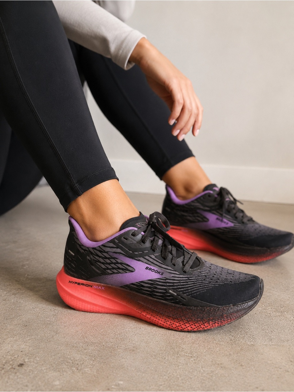 Brooks Hyperion Max Running Shoes Black Purple Pink Women’s Size 10